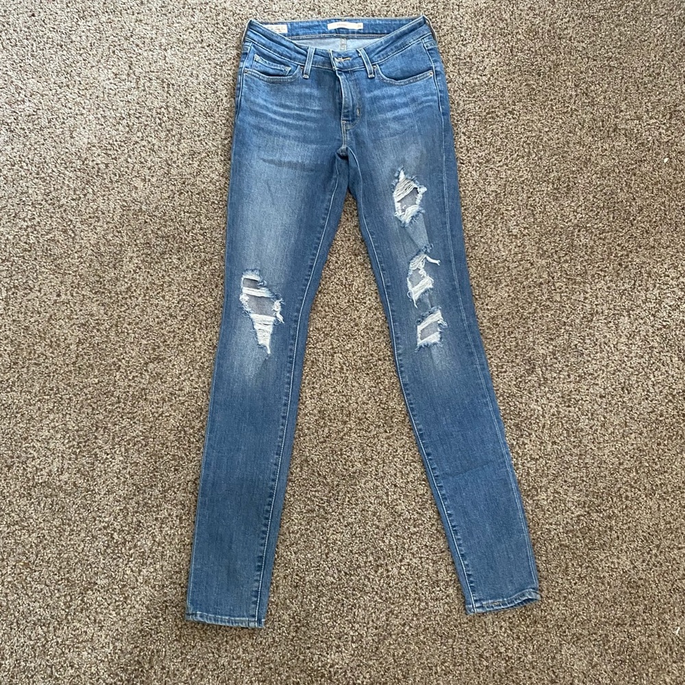 Levi 711 SKINNY jeans